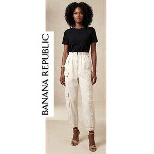BANANA REPUBLIC - Cream coloured high waisted paper bag pants